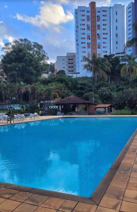 Apartamento Condominio Quisisana Centro Pocos De Caldas Lazer Completo, Uma Estrutura De Resort Exterior foto